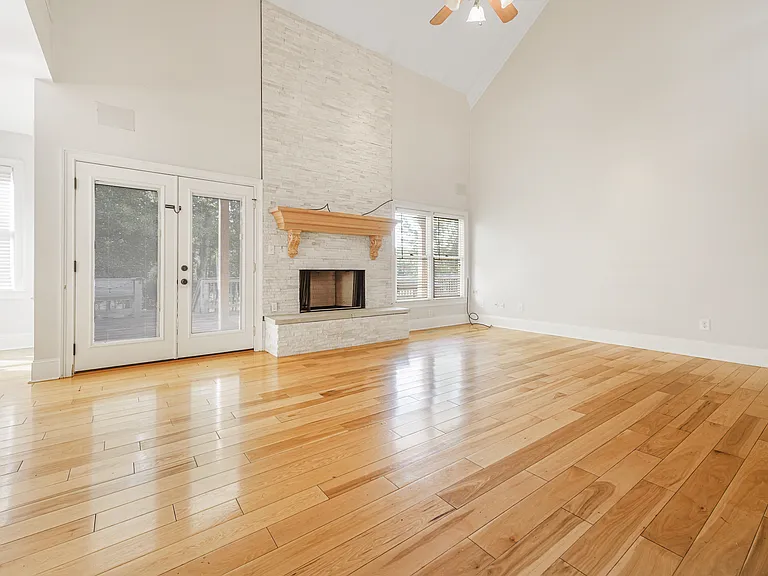 1846 Savage Rd — Photo 7