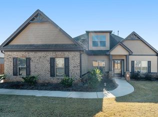 90 Streamside Dr, Covington, GA 30016