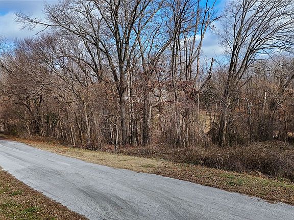 4th image of X Southam Ln #2