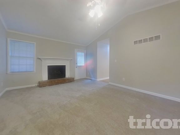 4th image of 297 N Briar Rdg
