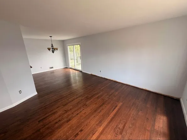 (undisclosed Address), Centereach, NY 11720