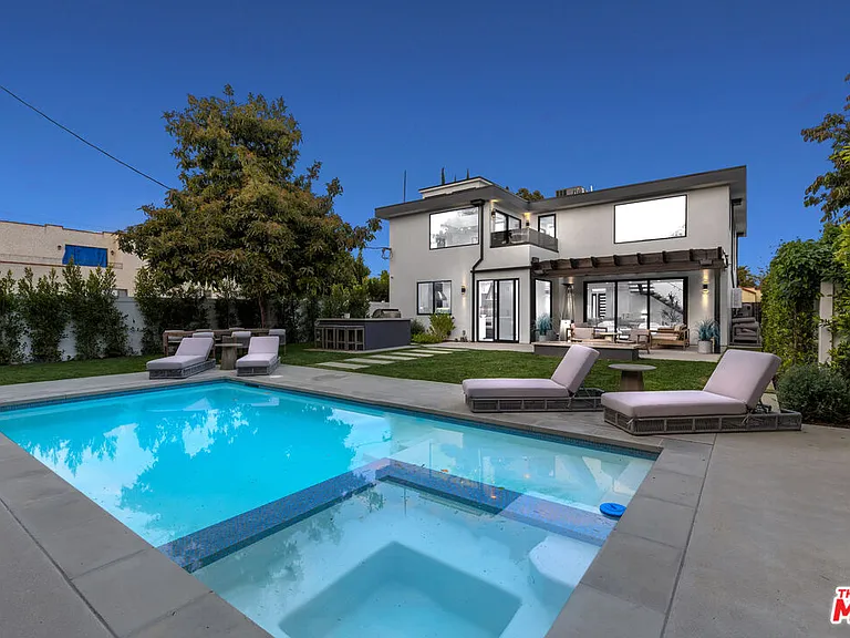 731 N Curson Ave — Photo 73