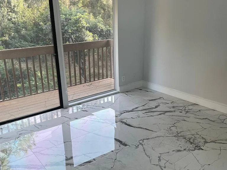 9456 Friendly Woods Ln — Photo 13