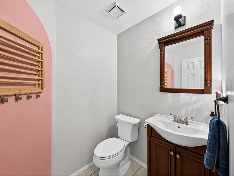 1011 Aylesbury Dr — Photo 31