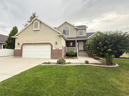 13228 S 2600 W Photo 1