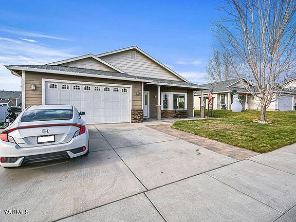 2 Car Garage