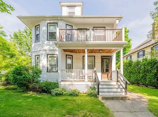 61 Pine St #2, Belmont, MA 02478