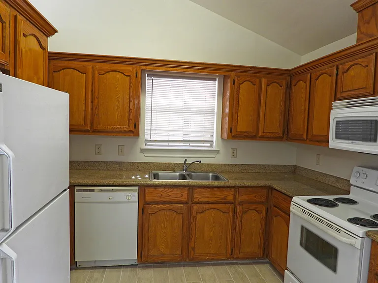 2101 Bahamas Dr #3 — Photo 4