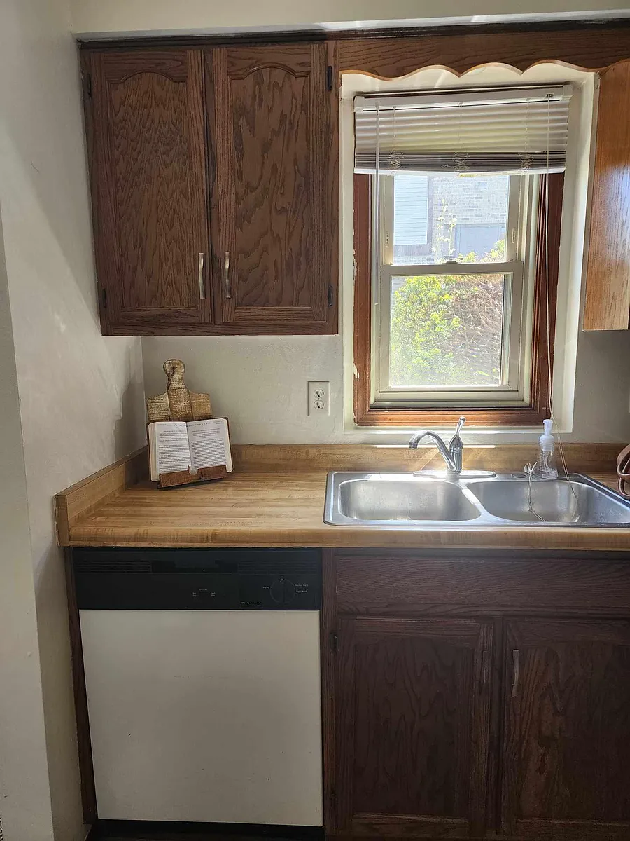 Building Photo - 3850 Thyme Dr #4