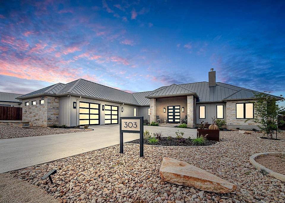 1st image of 303 Ellebracht Dr