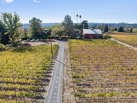 3rd image of 5310 Gravenstein Hwy N