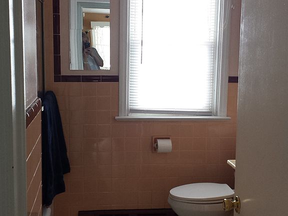 Upstairs bathroom