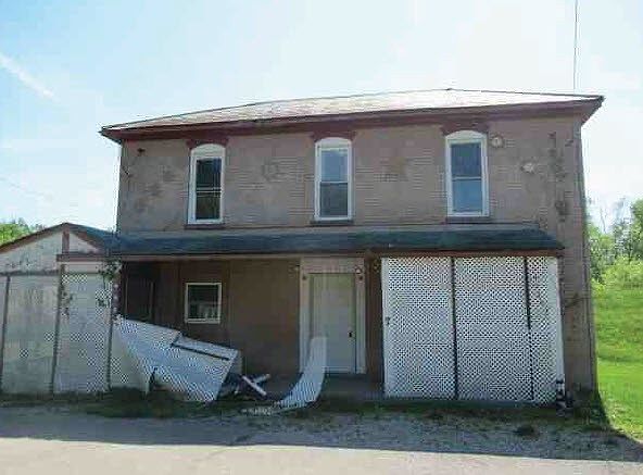 1st image of 77 4th St