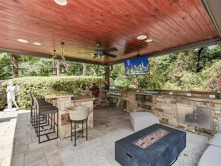 2210 Spalding Dr — Photo 89