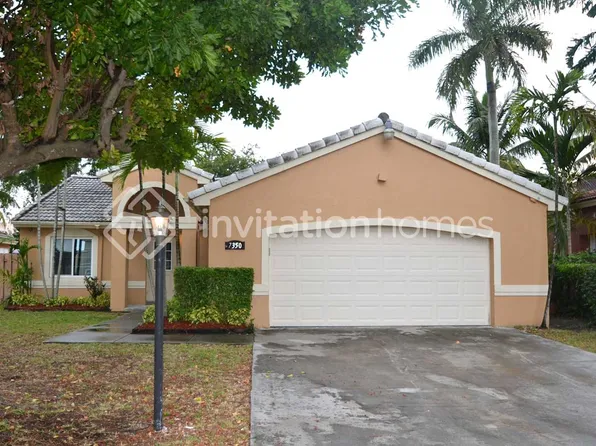 7350 SW 161st Pl, Miami, FL 33193