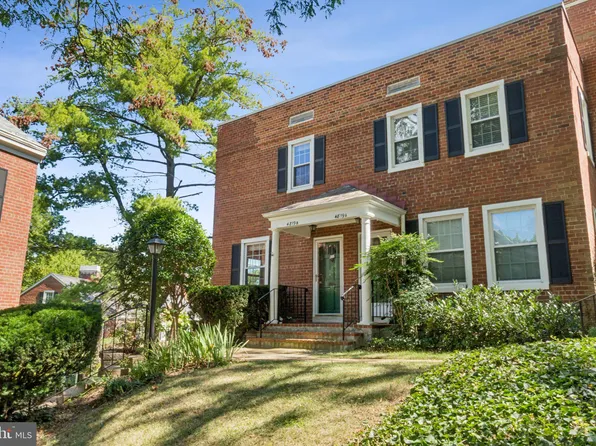 4819 28th St S #B, Arlington, VA 22206
