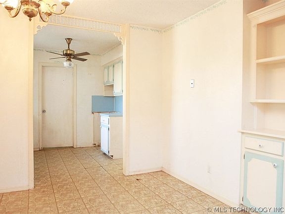 5th image of 183 E Glenpool Blvd