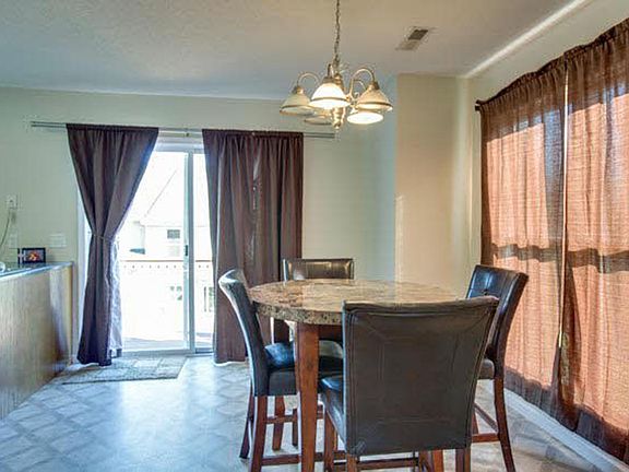 3rd image of 2447 Avalon Woods Dr
