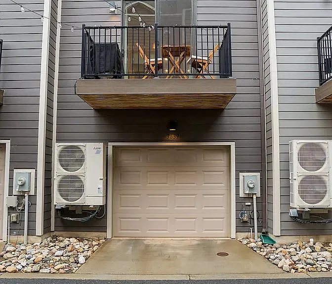 3639 Tryclan Dr — Photo 19