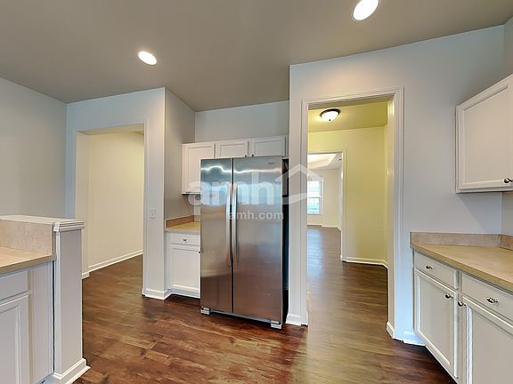 4th image of 1505 Ridgehaven Rd