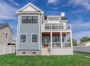 711 Beach Drive Dr N, Cape May, NJ 08204