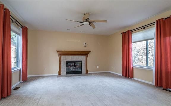4th image of 464 Pineland Trl