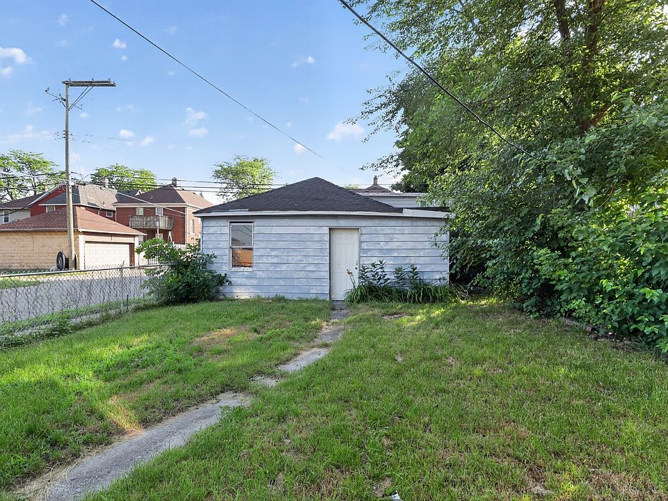 67 E Pleasant St, photo 15