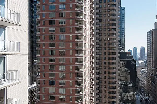 Rented by Anchor Associates | media 15