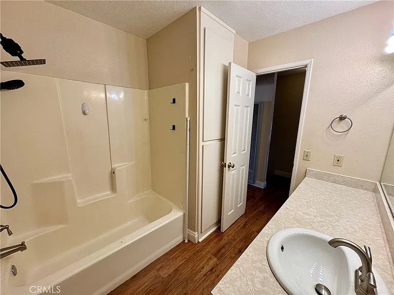 4115 Farquhar Ave — Photo 16