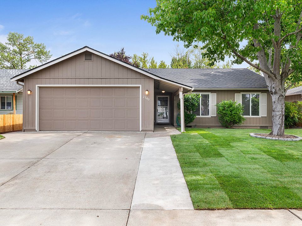 1st image of 2740 Brae Dr