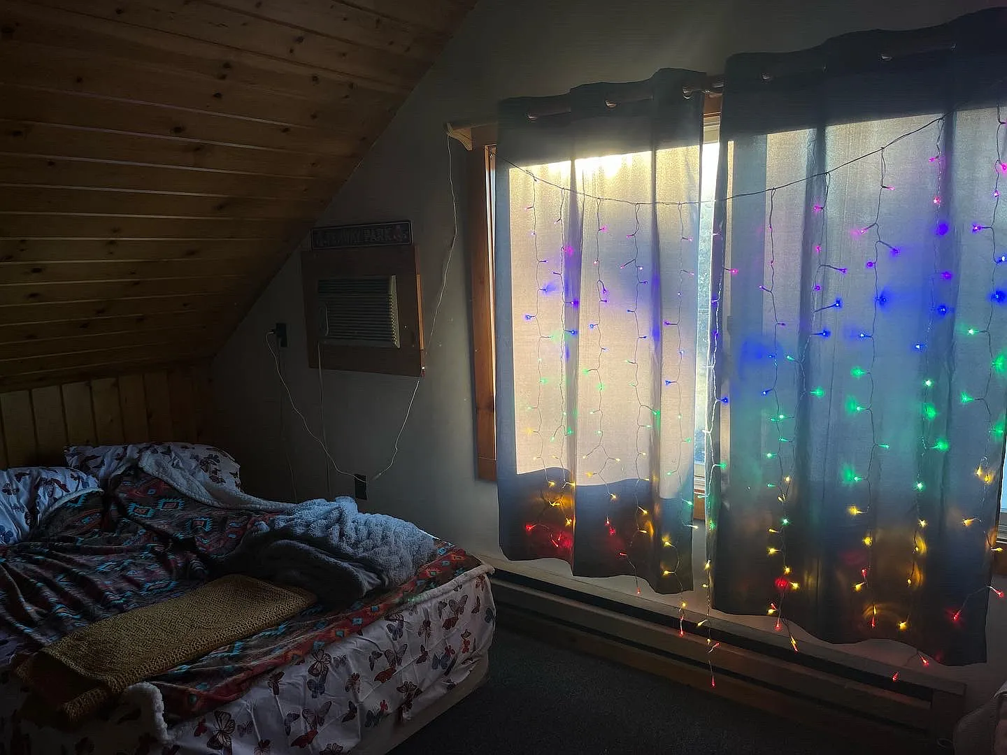 2 bed, $1,900 — Photo 1