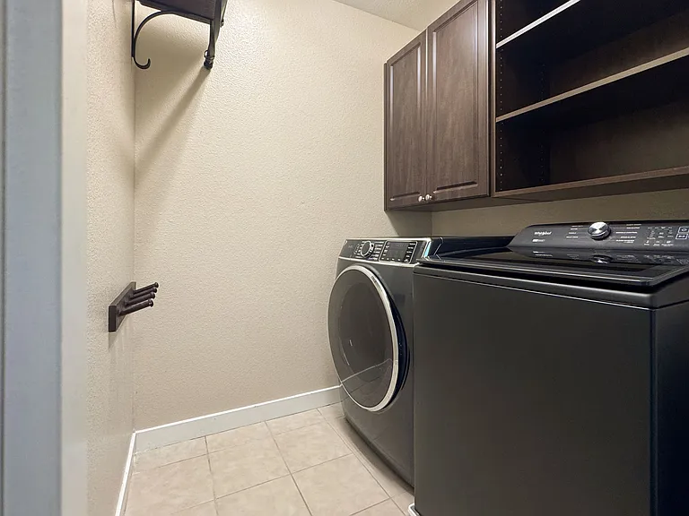 2nd floor laundry room