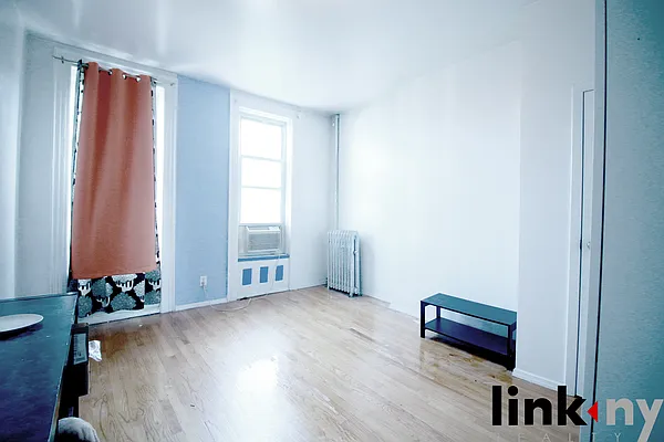 Rented by Link NY Realty | media 13