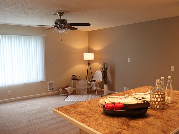 4th image of 1420 30th St SE APT 16