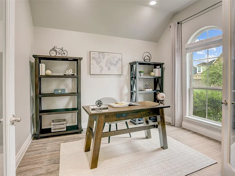 9811 Faulkner Trl — Photo 4