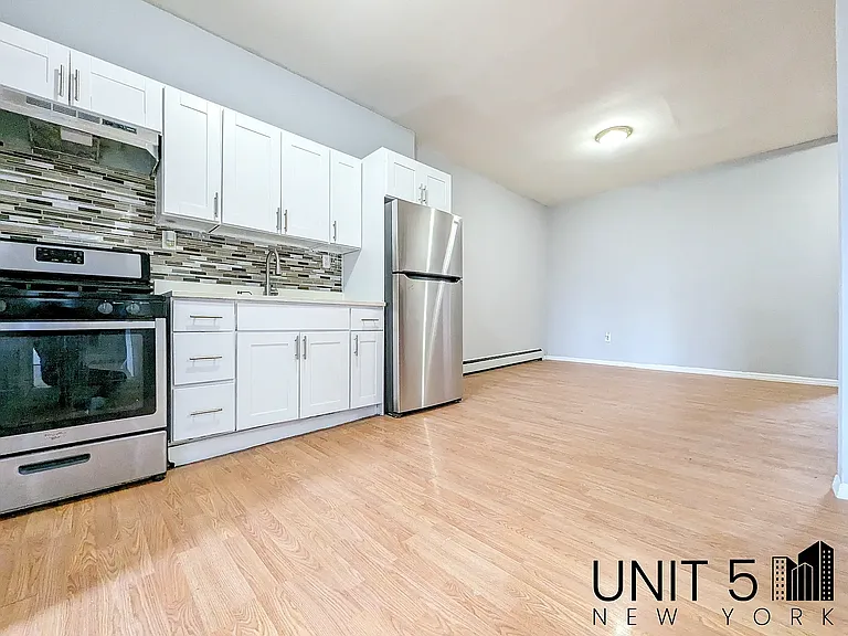 82 Eldert St #1 — Photo 1