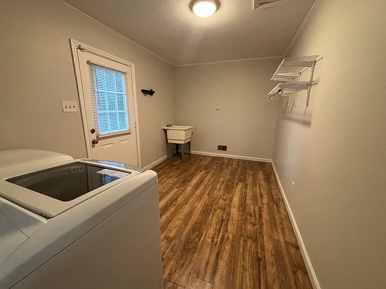 132 Garden Springs Rd — Photo 9