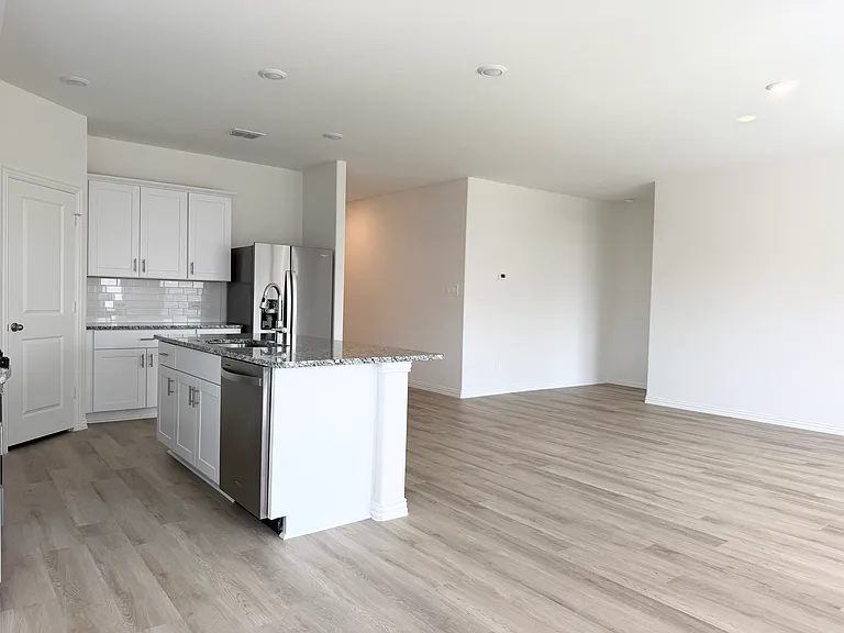 2625 Grand Teton Dr — Photo 16
