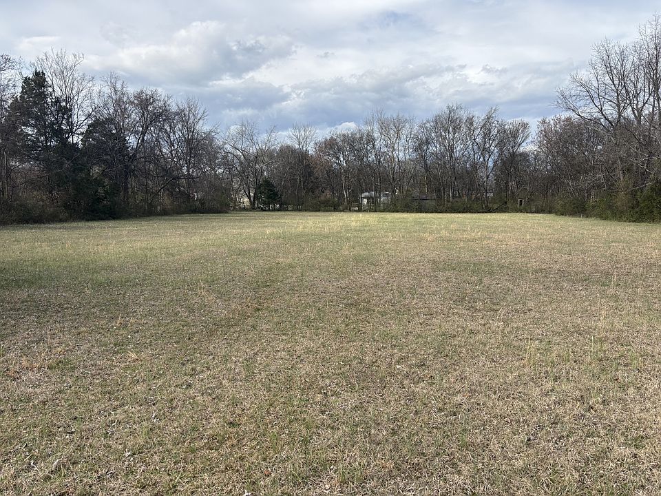 2nd image of 111 Eatherly Dr