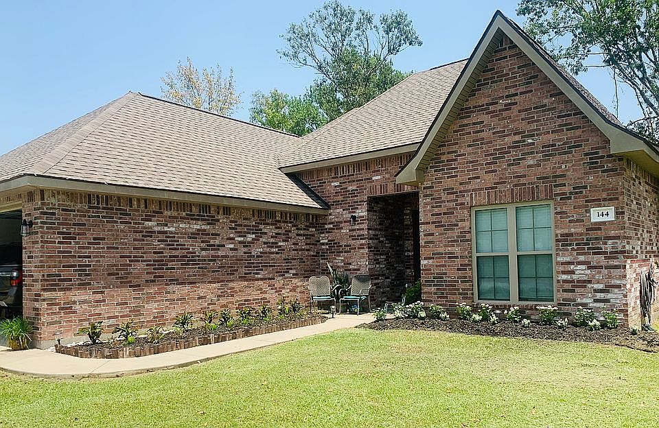 1st image of 144 Ridgeway Dr
