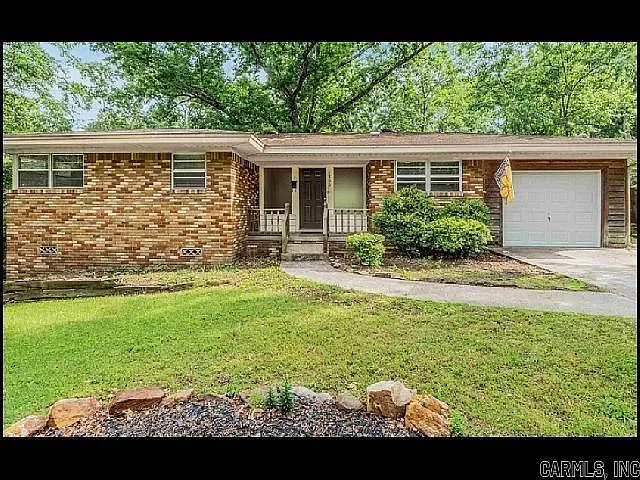 1800 Northwood Rd — Photo 1