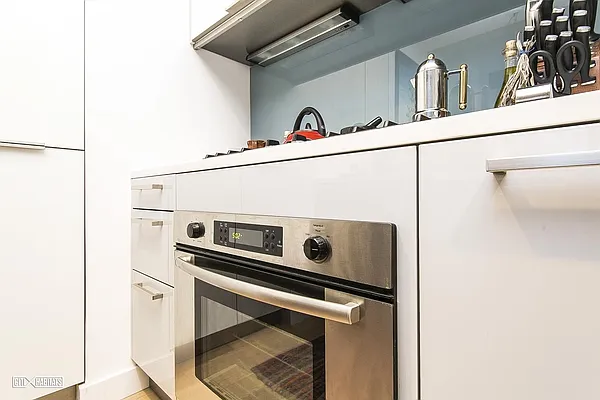 Rented by Citi Habitats | media 29