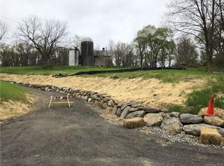 406 W Dover Rd, Pawling, NY 12564