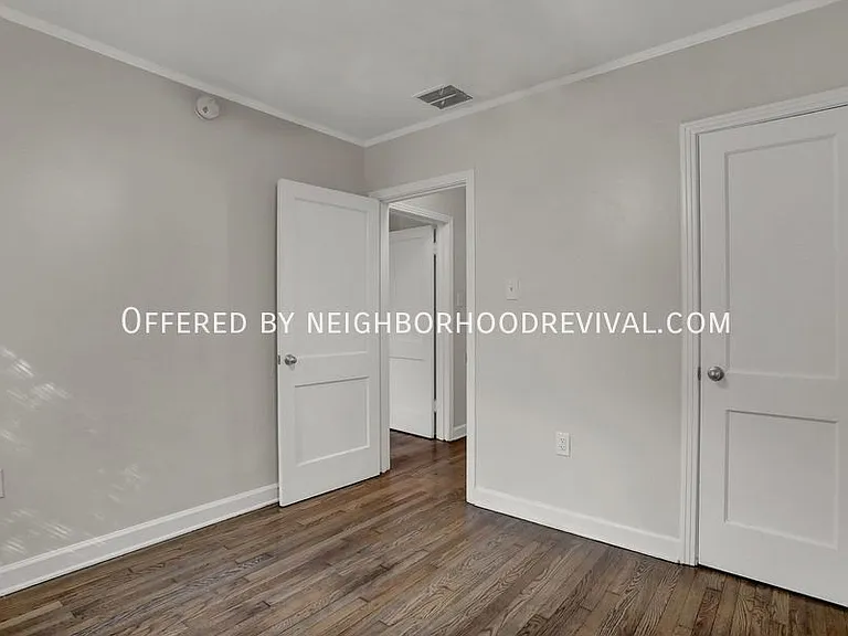 140 S Holmes St — Photo 18