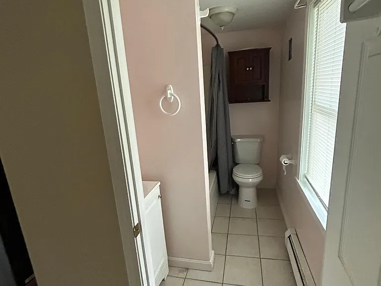 24 Douglas St — Photo 13