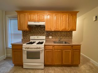 2849 46th St APT 2, Astoria, NY 11103