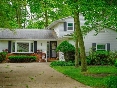 10471 E River Rd, Elyria, OH, 44035