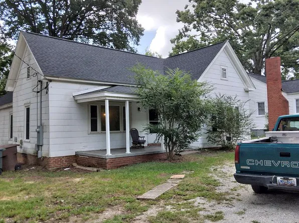 1827 Freeman Mill Rd, Greensboro, NC 27406