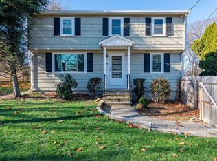 387 Liberty St, Braintree, MA 02184