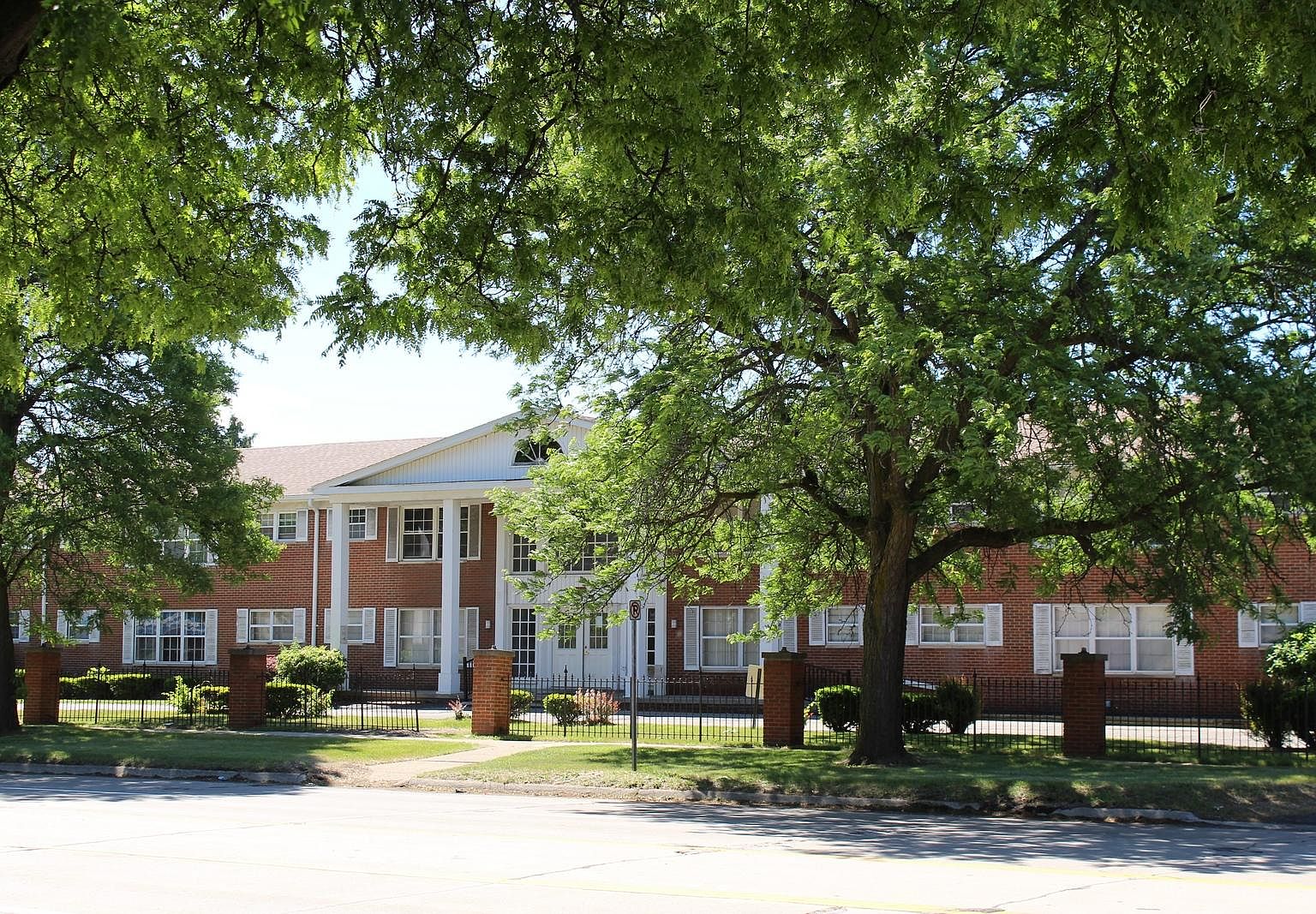 25301 Five Mile Rd APT 219, Redford, MI 48239 Zillow